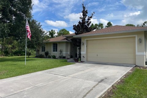 Villa ou maison à vendre à Port Charlotte, Floride: 3 chambres, 205.96 m2 № 1373327 - photo 2