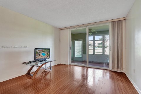 Copropriété à vendre à Sunrise, Floride: 1 chambre, 59.46 m2 № 1161237 - photo 13