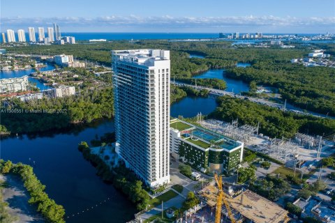 Copropriété à louer à North Miami Beach, Floride: 2 chambres, 102.94 m2 № 162162 - photo 30