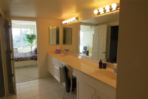 Condominio en venta en Pompano Beach, Florida, 2 dormitorios, 171.31 m2 № 962390 - foto 28
