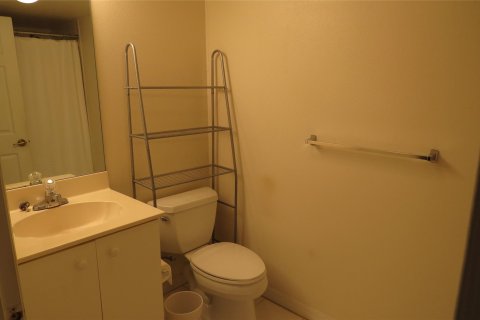 Condo in Pompano Beach, Florida, 2 bedrooms  № 962390 - photo 25