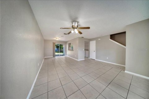 Townhouse in Orlando, Florida 2 bedrooms, 115.29 sq.m. № 1317274 - photo 6