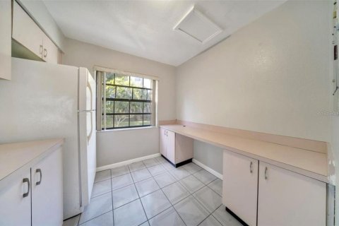 Touwnhouse à vendre à Orlando, Floride: 2 chambres, 115.29 m2 № 1317274 - photo 14