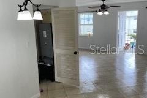 Condo in Orlando, Florida, 1 bedroom  № 1317187 - photo 16