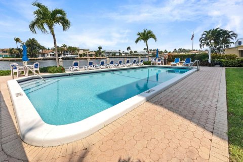 Condo in Pompano Beach, Florida, 2 bedrooms  № 1177224 - photo 9