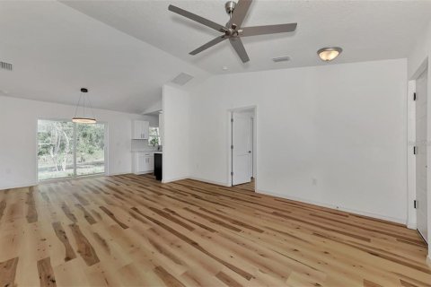 Villa ou maison à vendre à North Port, Floride: 2 chambres, 95.69 m2 № 1318502 - photo 6