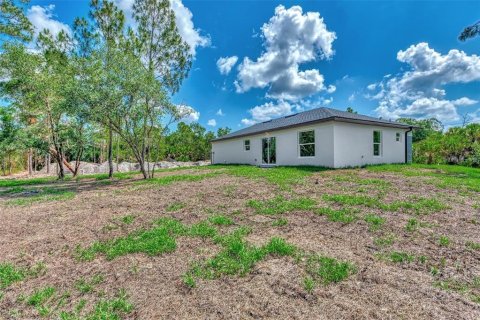 Villa ou maison à vendre à North Port, Floride: 2 chambres, 95.69 m2 № 1318502 - photo 2