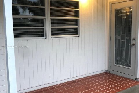 House in Vero Beach, Florida 3 bedrooms № 1380266 - photo 5