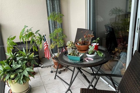 Condominio en venta en Pembroke Pines, Florida, 2 dormitorios, 112.13 m2 № 1291771 - foto 13