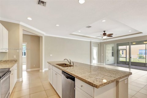 Casa en venta en Port St. Lucie, Florida, 3 dormitorios, 179.49 m2 № 1145717 - foto 6
