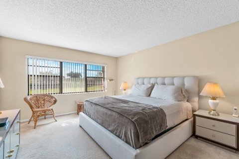 Condominio en venta en Boynton Beach, Florida, 2 dormitorios, 128.48 m2 № 830269 - foto 11
