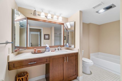 Condominio en venta en Boynton Beach, Florida, 2 dormitorios, 128.48 m2 № 830269 - foto 9