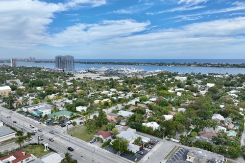Immobilier commercial à vendre à West Palm Beach, Floride № 1009350 - photo 7