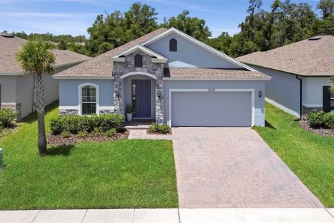 Villa ou maison à vendre à DeLand, Floride: 4 chambres, 198.16 m2 № 1279934 - photo 1