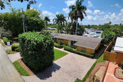 House in Fort Lauderdale, Florida 3 bedrooms, 126.16 sq.m. № 415078 - photo 22