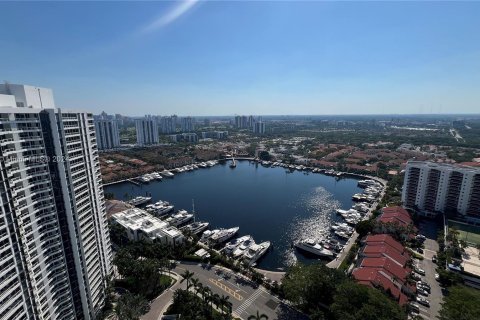 Condo in Aventura, Florida, 2 bedrooms  № 1151223 - photo 4