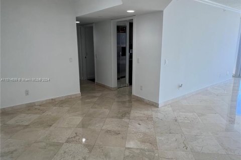 Copropriété à vendre à Aventura, Floride: 2 chambres, 140.28 m2 № 1151223 - photo 6