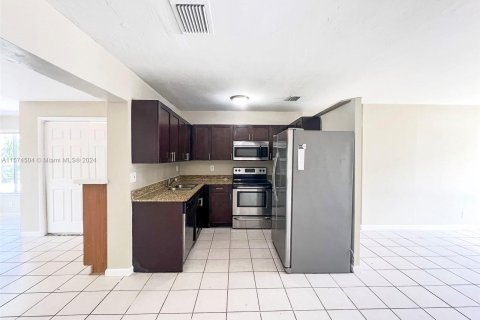 Casa en venta en Wilton Manors, Florida, 3 dormitorios, 114.73 m2 № 1151221 - foto 9