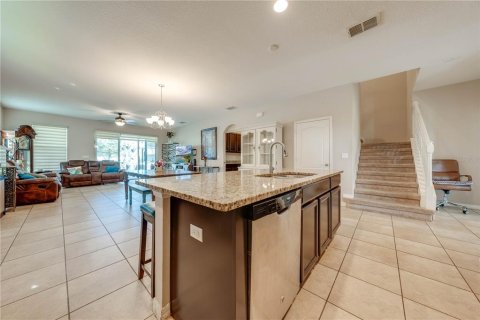 Villa ou maison à vendre à Kissimmee, Floride: 4 chambres, 260.87 m2 № 1287465 - photo 7