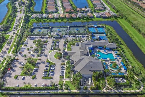 Villa ou maison à vendre à Boynton Beach, Floride: 4 chambres, 294.5 m2 № 990447 - photo 27