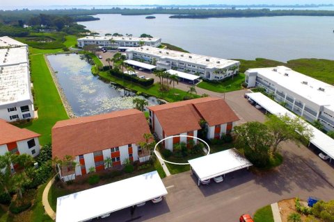 Condominio en venta en Bradenton, Florida, 2 dormitorios, 116.59 m2 № 1341628 - foto 1