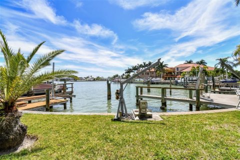 Terreno en venta en North Redington Beach, Florida № 1276549 - foto 10