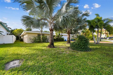 Terreno en venta en North Redington Beach, Florida № 1276549 - foto 14