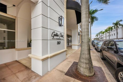 Condominio en venta en Coral Gables, Florida, 2 dormitorios, 97.83 m2 № 1415497 - foto 28