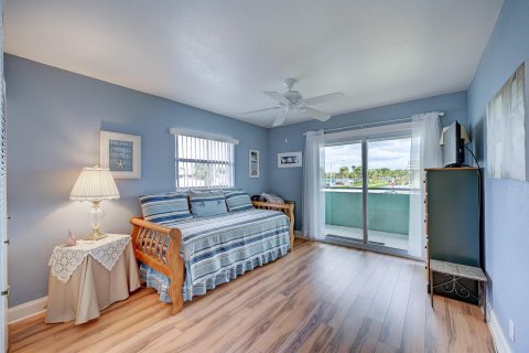 Condo in Delray Beach, Florida, 2 bedrooms  № 973062 - photo 20