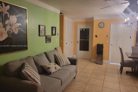 Condo in West Palm Beach, Florida, 1 bedroom  № 1345441 - photo 30