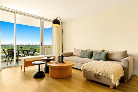 Condominio en venta en Miami Beach, Florida, 2 dormitorios, 95.69 m2 № 1345403 - foto 18