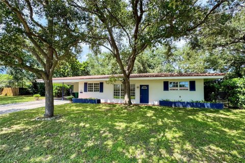 Villa ou maison à vendre à Miami, Floride: 3 chambres, 158.86 m2 № 1374382 - photo 1