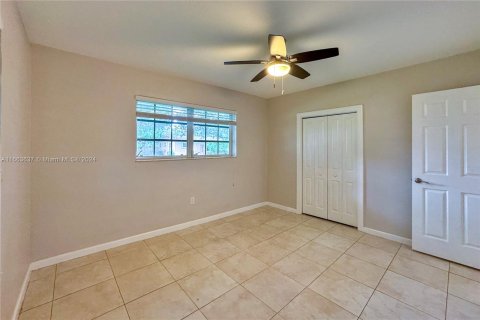 Casa en venta en Miami, Florida, 3 dormitorios, 158.86 m2 № 1374382 - foto 21