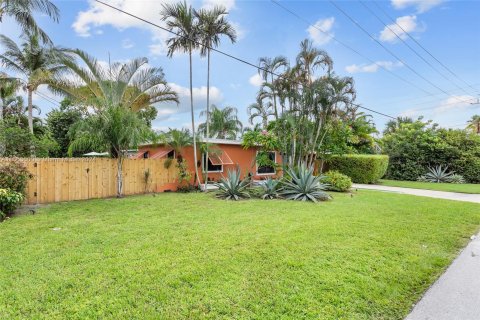 Villa ou maison à vendre à Pompano Beach, Floride: 2 chambres, 77.29 m2 № 1374341 - photo 2