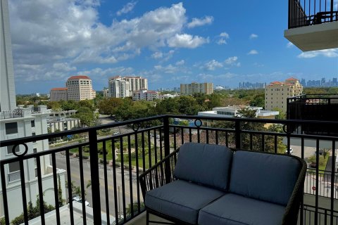 Condo in Coral Gables, Florida, 1 bedroom  № 1374339 - photo 21