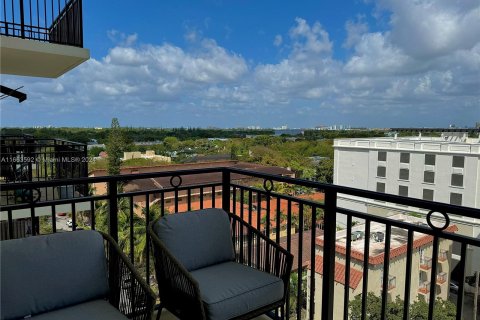 Condo in Coral Gables, Florida, 1 bedroom  № 1374339 - photo 14