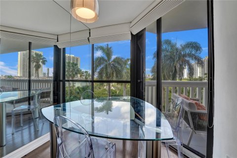 Copropriété à vendre à Aventura, Floride: 2 chambres, 162.58 m2 № 1140806 - photo 19