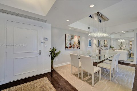 Condominio en venta en Aventura, Florida, 2 dormitorios, 162.58 m2 № 1140806 - foto 9