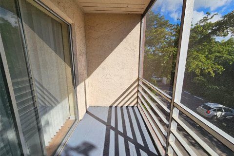 Condominio en venta en Lauderhill, Florida, 1 dormitorio, 68.28 m2 № 816064 - foto 16