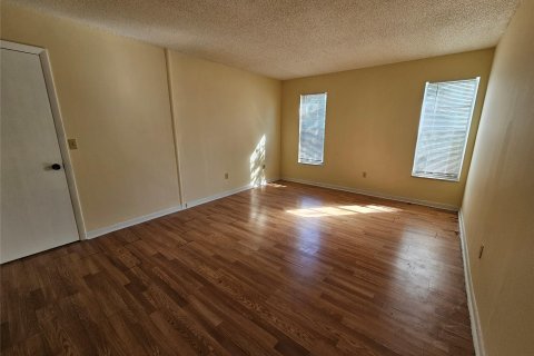 Condo in Lauderhill, Florida, 1 bedroom  № 816064 - photo 13