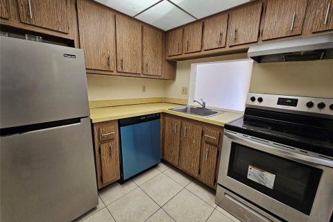 Condo in Lauderhill, Florida, 1 bedroom  № 816064 - photo 14