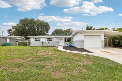 Villa ou maison à vendre à Merrit Island, Floride: 3 chambres, 131.64 m2 № 1288090 - photo 1