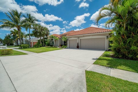 House in Lake Worth, Florida 4 bedrooms, 223.62 sq.m. № 1187006 - photo 8