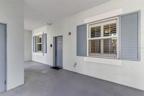 Copropriété à vendre à Palm Coast, Floride: 3 chambres, 124.86 m2 № 504744 - photo 4