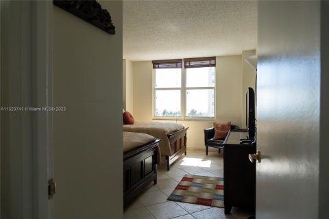 Condominio en venta en Hollywood, Florida, 2 dormitorios, 115.94 m2 № 211647 - foto 21
