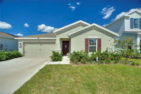 House in Davenport, Florida 3 bedrooms, 144.93 sq.m. № 1408000 - photo 1