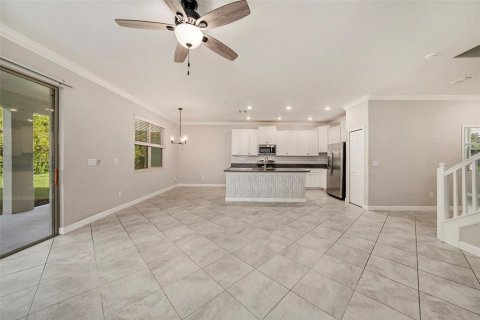 Casa en venta en Land O' Lakes, Florida, 5 dormitorios, 234.95 m2 № 1342450 - foto 7