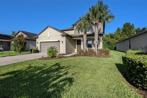 Villa ou maison à vendre à Land O' Lakes, Floride: 5 chambres, 234.95 m2 № 1342450 - photo 1