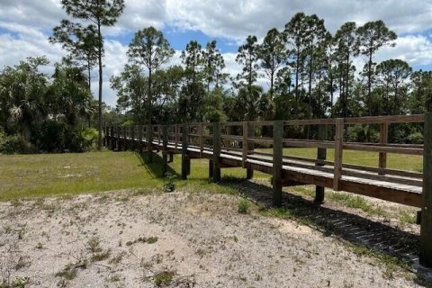 Купить земельный участок в Палм Сити, Флорида № 1146114 - фото 9
