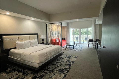 Condominio en venta en Doral, Florida, 1 dormitorio, 65.5 m2 № 1006677 - foto 8